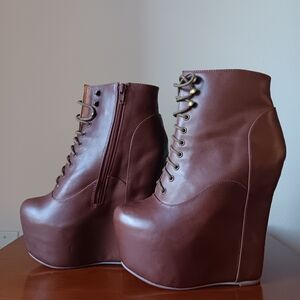 RARE NBW Jeffrey Campbell Leather Wedge Booties Size 7.5 US